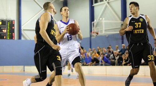 Bratislavské derby ako remeň. Inter zdolal Karlovku o tri body