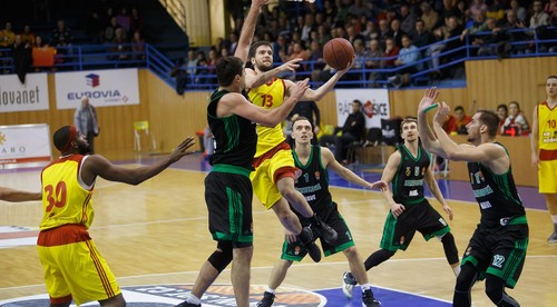 Zastaví nevyspytateľná Handlová majstrovské ambície Košíc?