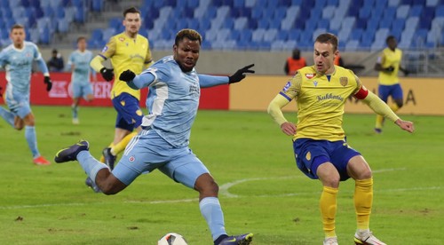 Slovan ho vyradil pre nadváhu, prestúpil do Saudskej Arábie
