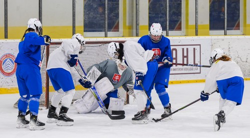 Slovenské hokejistky zabojujú o olympijskú miestenku