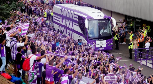 Kuriózny incident v Španielsku! V autobuse futbalového tímu objavili migranta