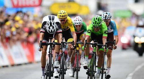 Šprint vrchárov pre bojovníka Urána. Froome udržal žltý dres
