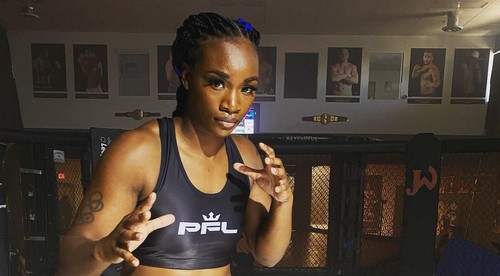 Nezdolaná boxerka debutovala v MMA, súperku umlátila