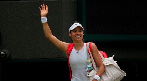 Wimbledonská senzácia skončila totálne vyčerpaná
