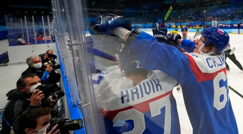 Slovensko v Pekingu získalo bronz! Hokejisti zdolali Švédsko 4:0