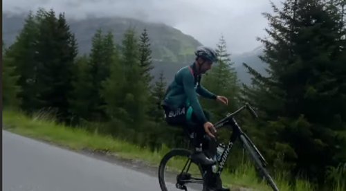 Sagan sa na tréningu stavia na zadné