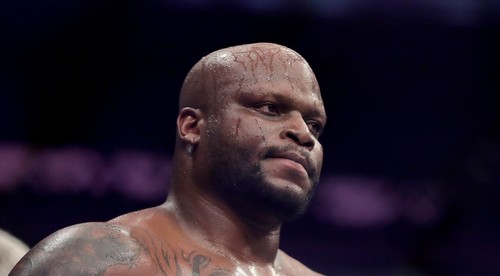 V boxe by vraj dominoval. Hviezda UFC soka presvedčila o opaku