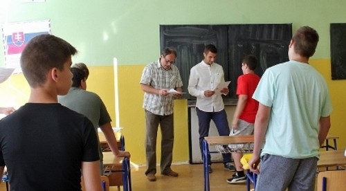 „Rytieri“ odovzdávali vysvedčenia