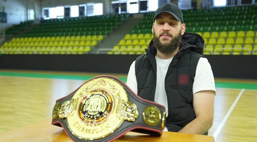 Gabriel Kocsis zabojuje o titul WBA, triumf mu otvorí cestu k Furymu a Joshuovi