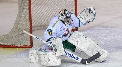 V Radošovciach dobodali skalického gólmana Tomáša Rajčáka