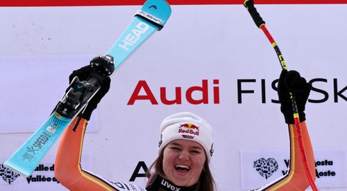 Super-G v La Thuile ovládla Aicherová, Gutová-Behramiová tesne mimo pódia