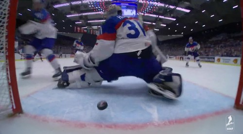 Bude to napínavé do posledného buly. Slovenskí hokejisti nemajú postupovú istotu