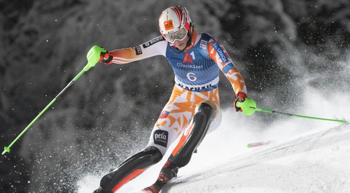 Vlhová vo Flachau zlomila bránku a skončila druhá. Víťazka Shiffrinová navýšila náskok v hodnotení slalomu na 25 bodov