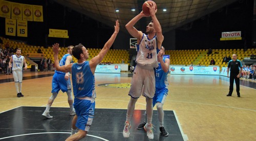 Slovensko odštartovalo výhrou nad Luxemburskom, zažiaril 25-bodový Brodziansky