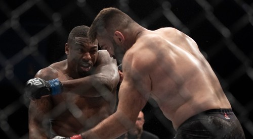 Hnusné zranenie oka z MMA v Japonsku