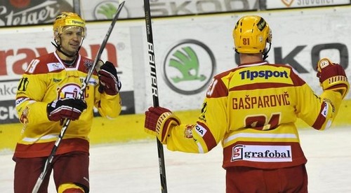 ŠHK 37 Piešťany - Dukla Trenčín