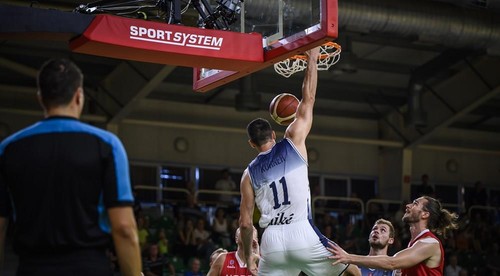 Basketbalisti zabojujú o šampionát proti Dánsku
