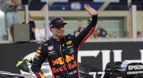 Šťastné číslo 33. Tento víkend patrilo motoršportu