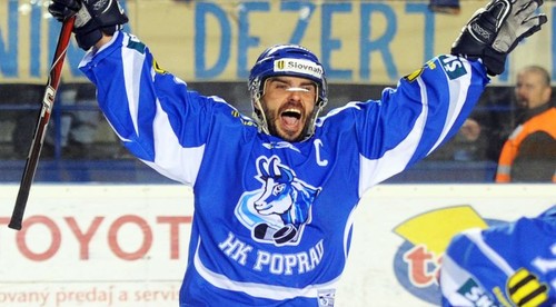 VIDEO: Odchádza bez fanfár a bez trofeje. Pocta HUSTE.tv hokejovej legende