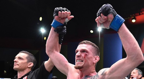 Dvořák zvládol aj druhý zápas v UFC. Svojho súpera porazil na body