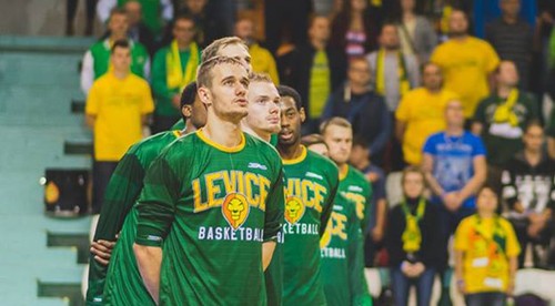 Levice chcú zvrátiť semifinálovú sériu, hlásia staronovú posilu