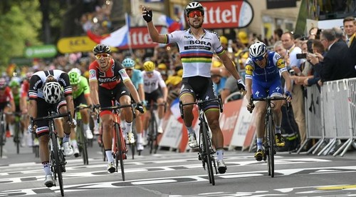 Famózny Peter Sagan víťazom 3.etapy Tour de France