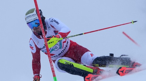 Adelboden niečo znamená. Noel triumfoval v sobotnom slalome