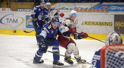Zvolen prvýkrát v sezóne pokoril Poprad, hrdinom dvojgólový Handlovský