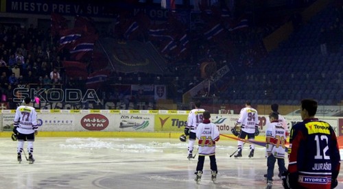 Prezidenti rivalov vedľa seba