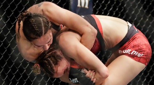 Pudilovej budúcnosť v UFC ohrozená. Ševčenková ju uškrtila