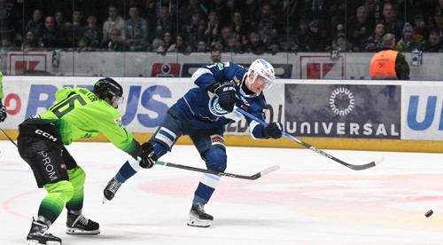 Žilina - Nitra 1:2pp, obhajca titulu v sérii opäť vedie