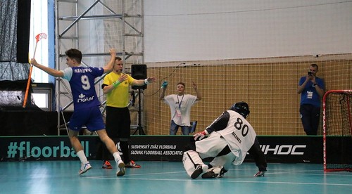 Mužský EFC má slovenského víťaza. Oslavuje Tsunami