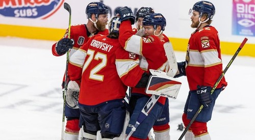 Barbašev či Bobrovskij majú smolu. Stanley Cup sa do Ruska nedostane