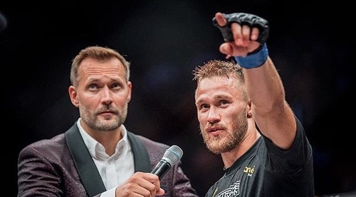 Ďalší zápasník Oktagonu mieri do UFC!