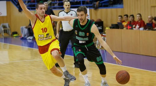 Košice v prvom štvrťfinále po tuhom boji tesne zdolali Handlovú