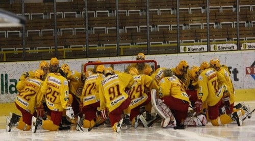 Juniori si upevnili pozíciu lídra dvoma víťazstvami