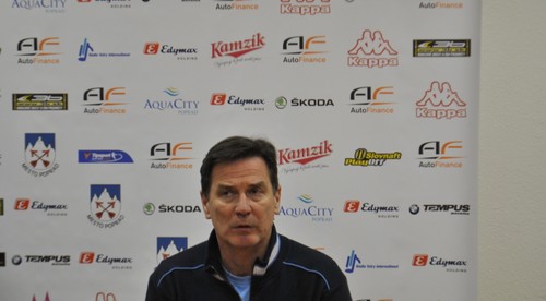 Obzeráme sa ešte po posilách, vraví Róbert Spišák