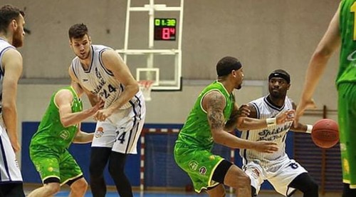 HUSTE.tv dnes bez basketbalu, koronavírus v kádri Spišiakov i Svitu