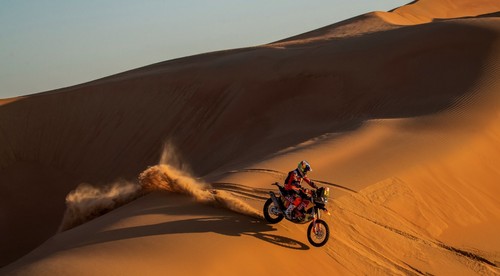 Úmrtí na Dakare bude menej, pomôcť má osvedčená vesta z Moto GP