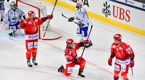 Spenglerov pohár: Do semifinále TPS Turku a Třinec