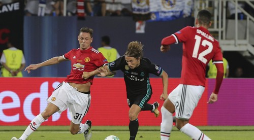 Real Madrid obhájil Superpohár UEFA. Manchester United zdolal 2:1
