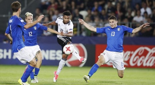 To, čo predviedli Nemci a Taliani, to je veľká hanba futbalu