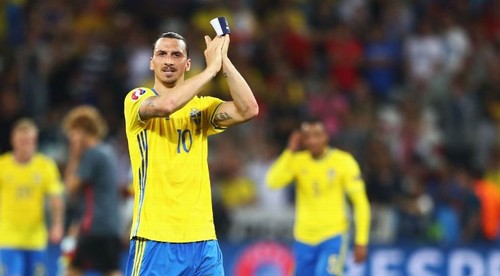 Švédska legenda Ibrahimovič uvažuje o účasti na MS v Rusku