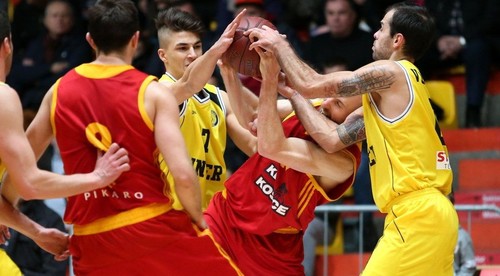 Boj pokračuje. Býci z Košíc ovládli tretie semifinále na Pasienkoch