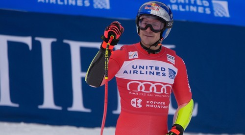 Odermatt vyhral super-G, Kilde pri návrate 24.