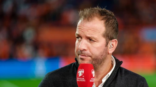 Van der Vaart sa ospravedlnil za vyjadrenia na adresu Japoncov