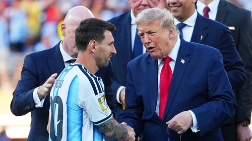 FIFA začala vyšetrovanie po finále MS, Argentíncom hrozia tresty