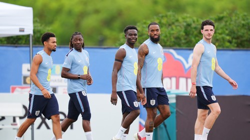 Angličanom zmizli v základnom tábore v Kansas City kopačky a lopty