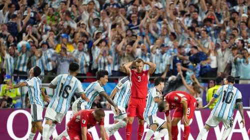 Embolo nemal byť proti Argentíne vylúčený, tvrdí IFAB