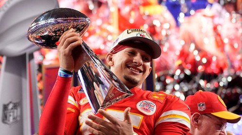 Kansas City zdolalo v Super Bowle San Franciso 25:22